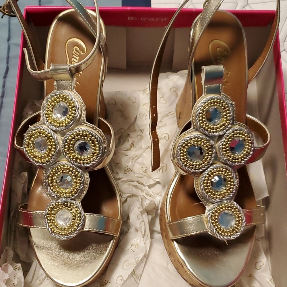 Candie's Wedge Sandal